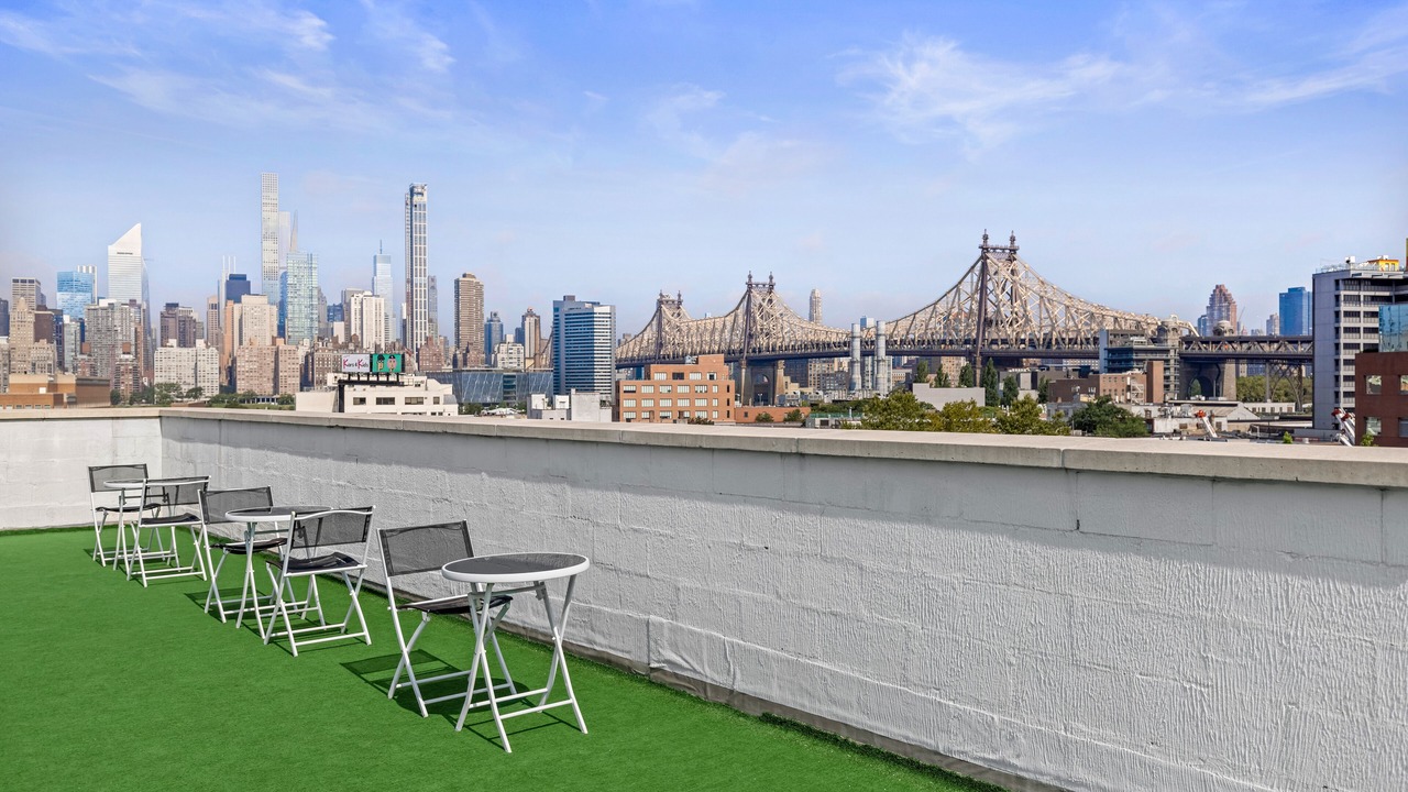 Photo of Patio Balcony in Hunters Point