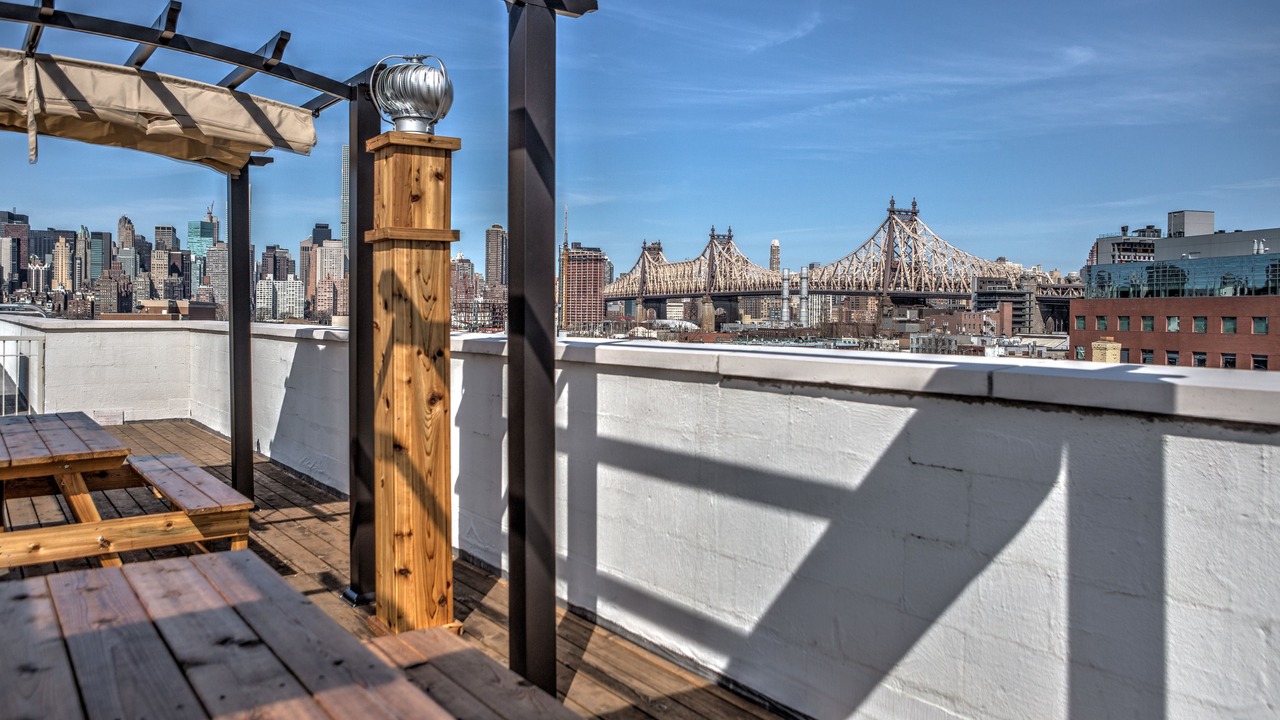 Photo of Patio Balcony in Hunters Point