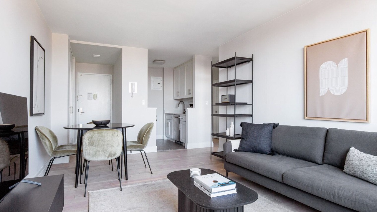 Photo of Livingroom in Rose Hill