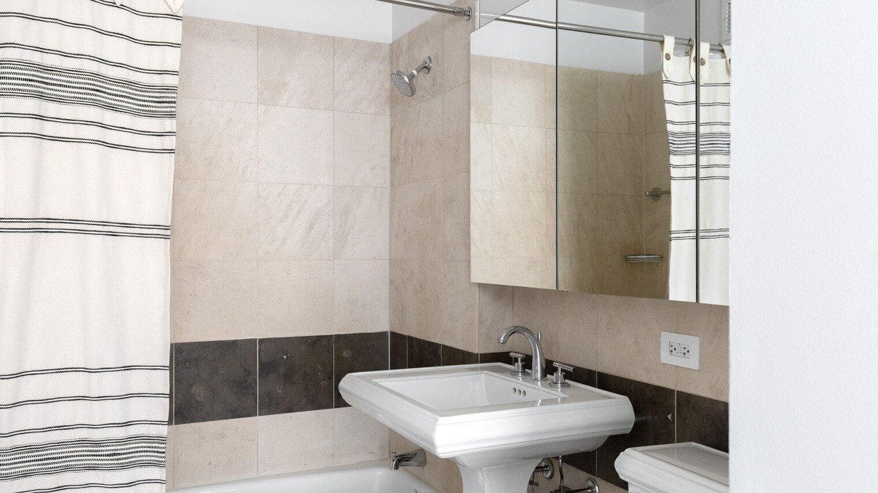 Photo of Bathroom in Union Square