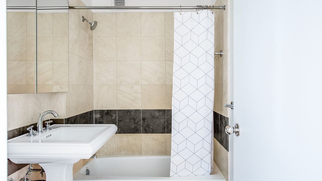 Photo of Bathroom in Union Square