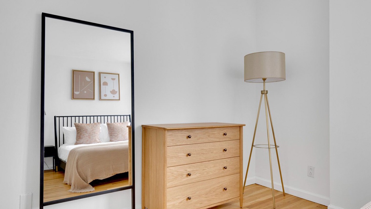 Photo of Bedroom in Midtown South