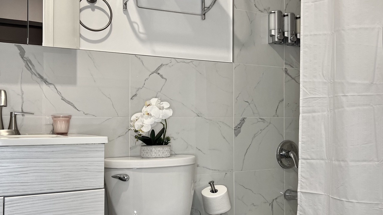 Photo of Bathroom in Bath Beach