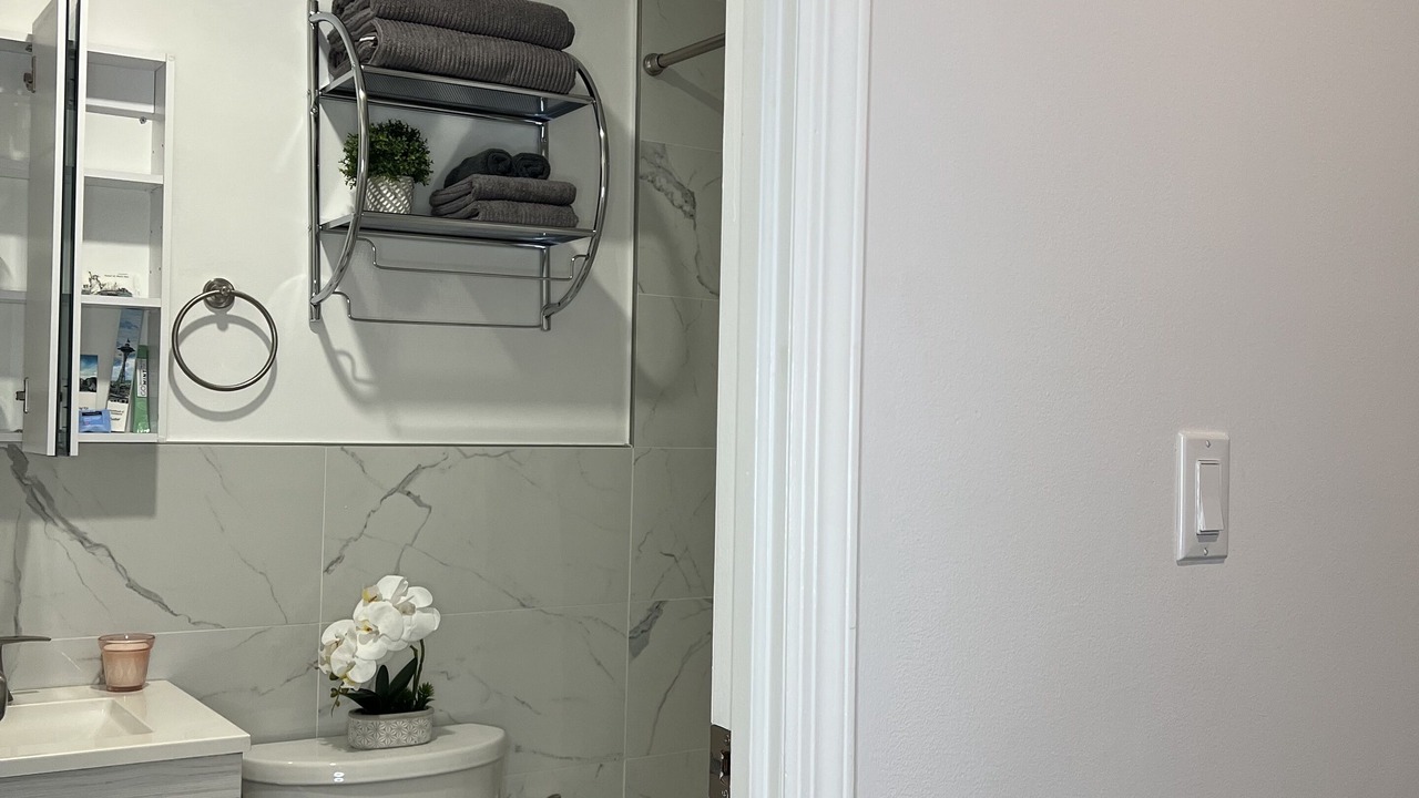 Photo of Bathroom in Bath Beach