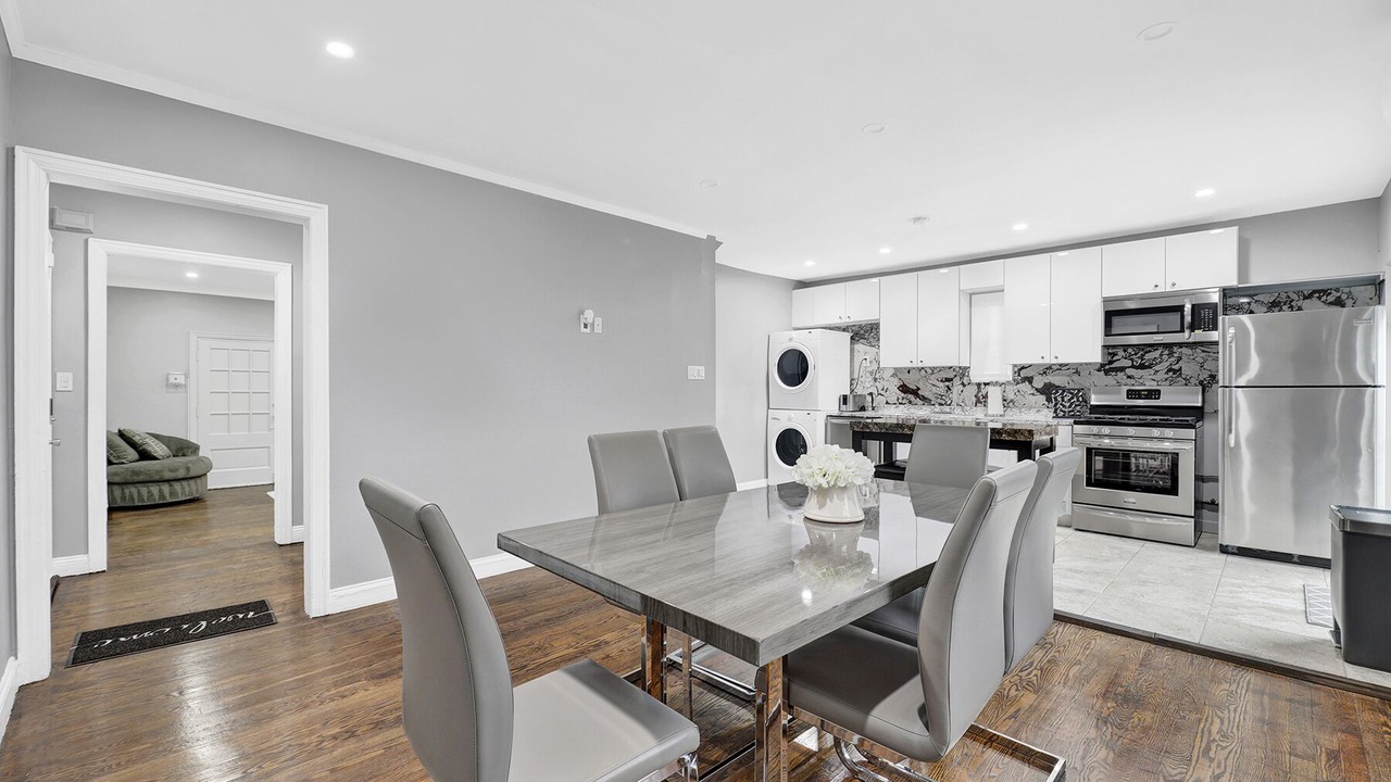 Photo of Bedroom in Queens