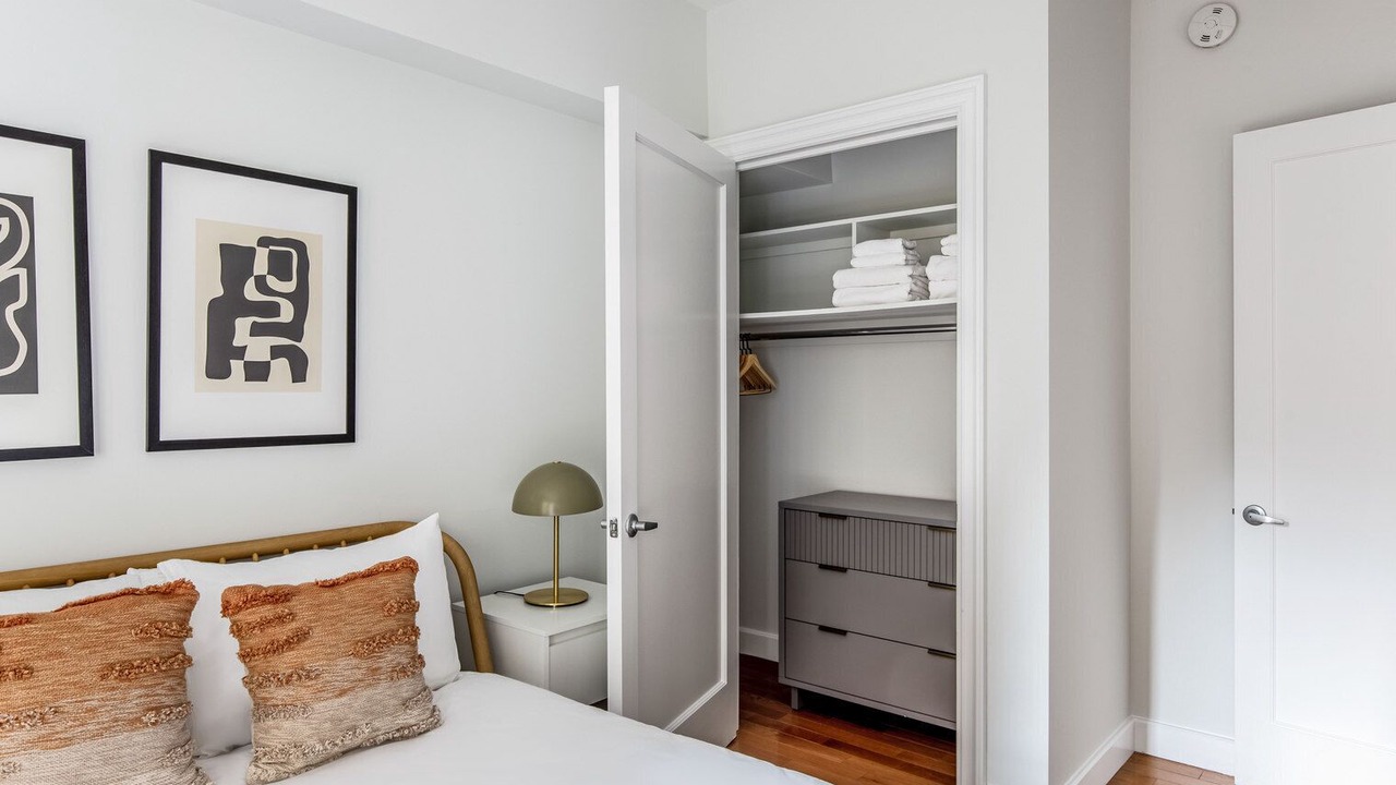 Photo of Bedroom in Sutton Place