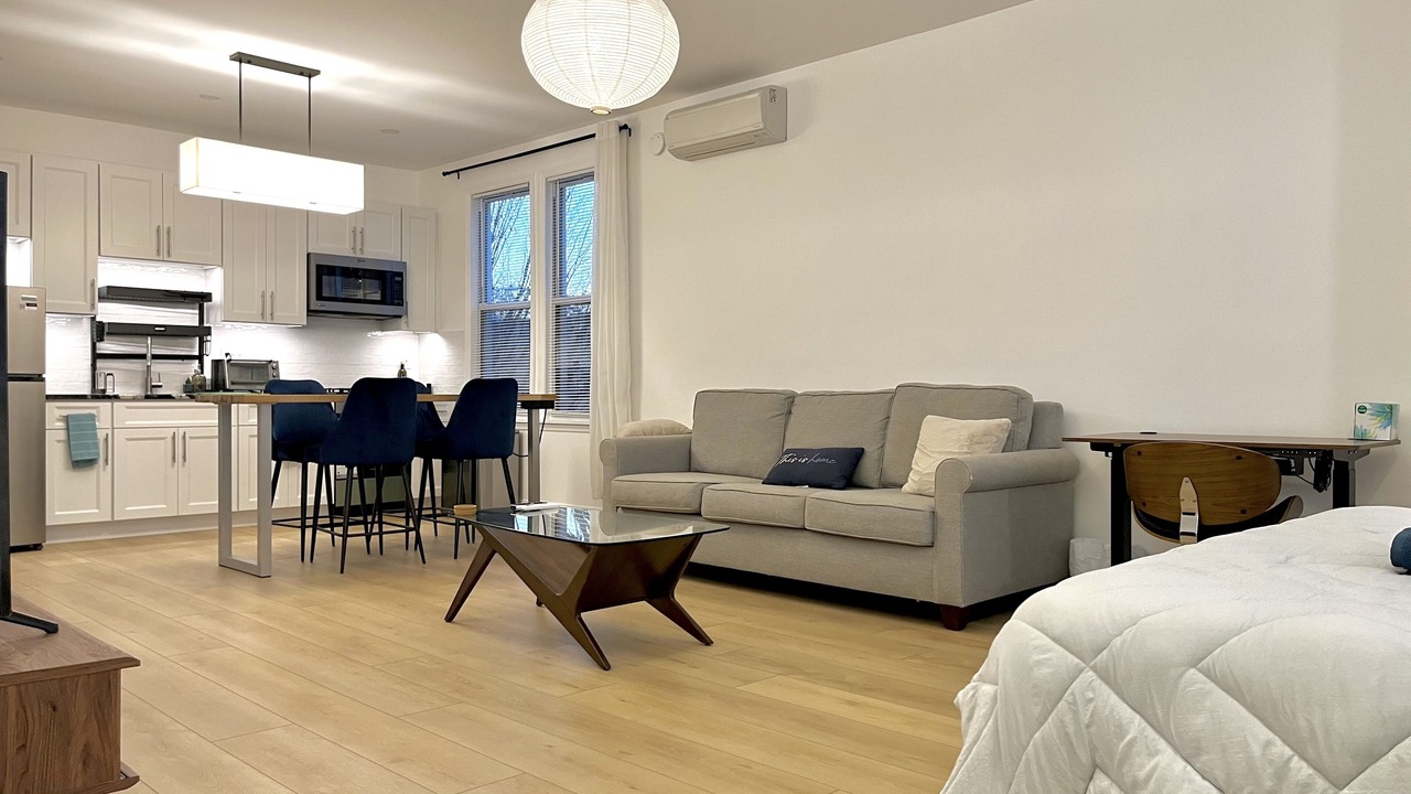 Photo of Livingroom in Queens