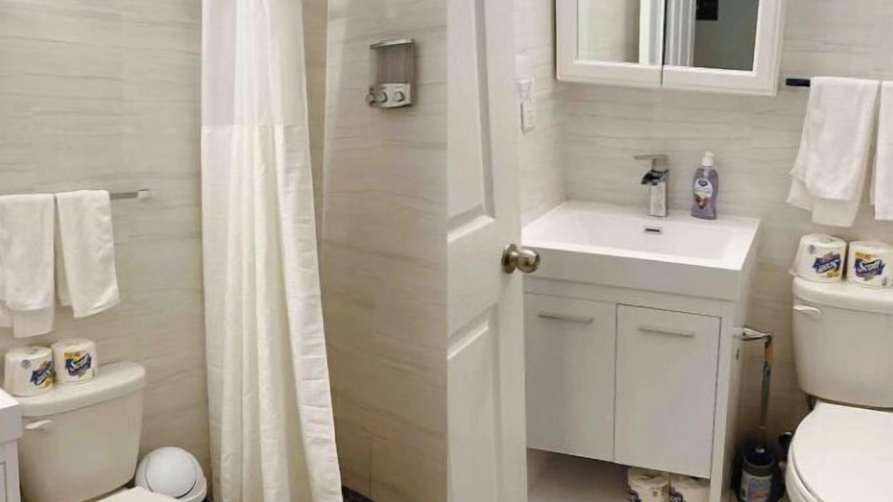 Photo of Bathroom in Auburndale