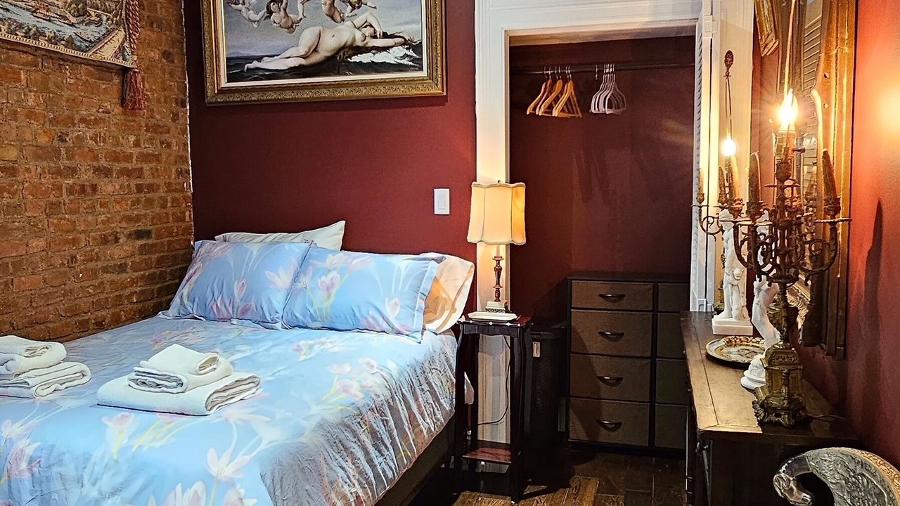 Photo of Bedroom in Queens