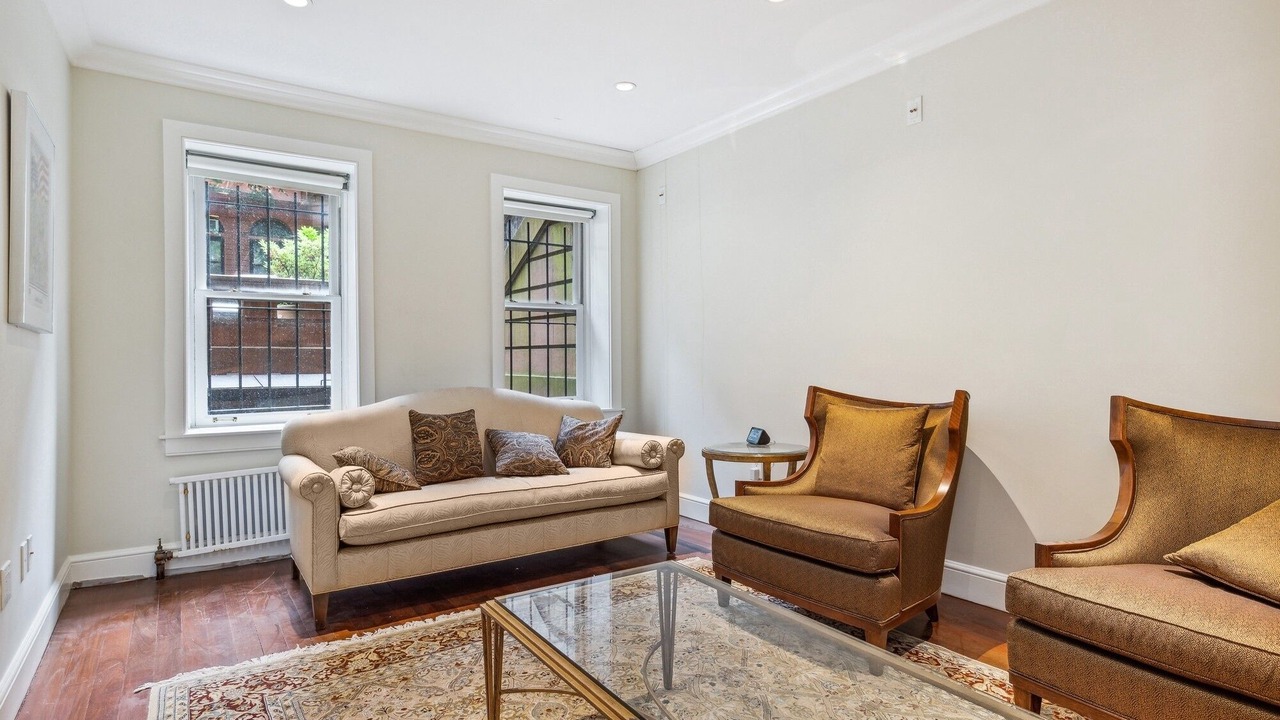 Photo of Livingroom in Central Park West