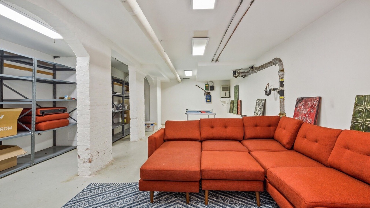 Photo of Livingroom in Central Park West