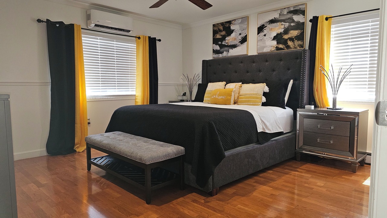 Photo of Bedroom in South Jamaica