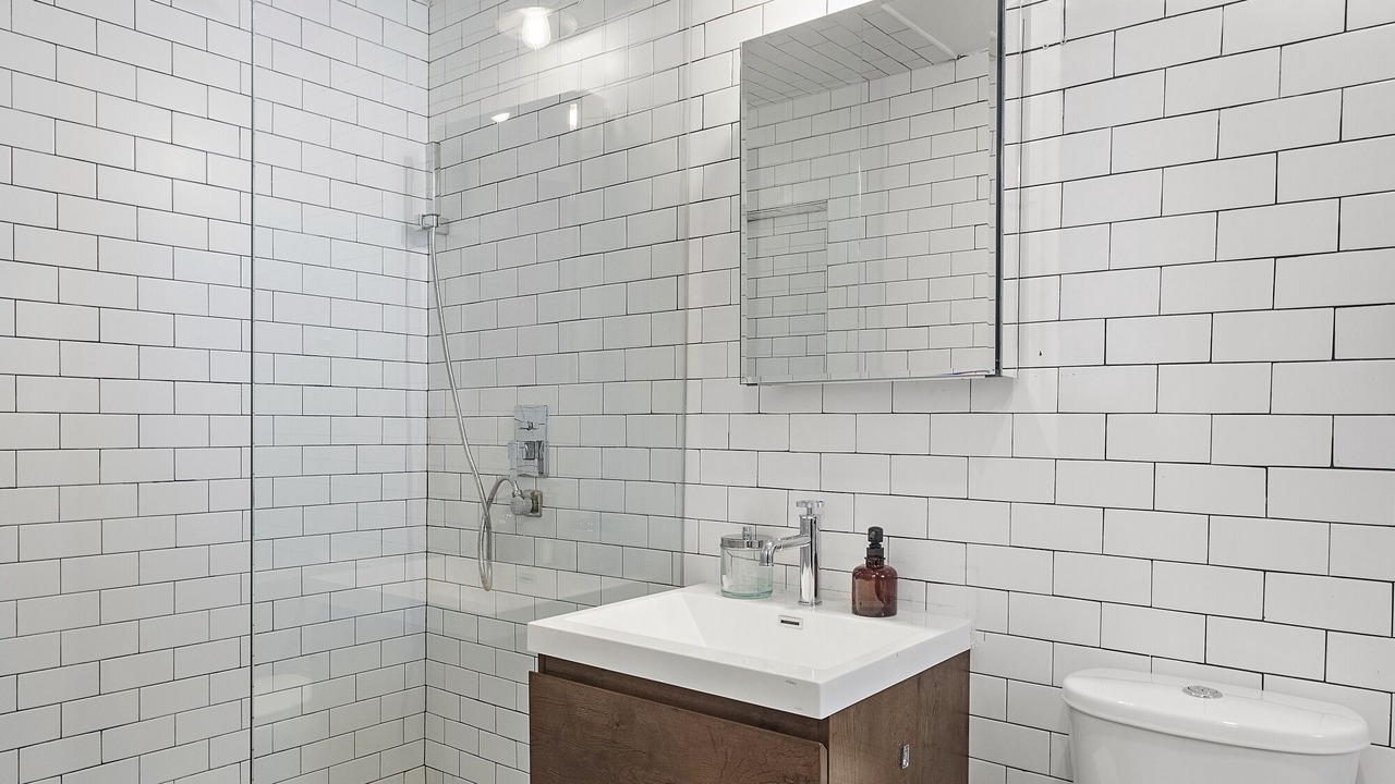 Photo of Bathroom in Bedford-Stuyvesant