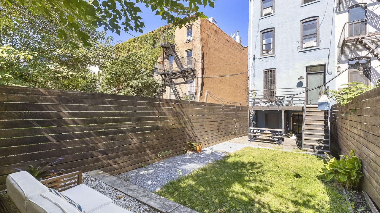 Photo of Patio Balcony in Bedford-Stuyvesant