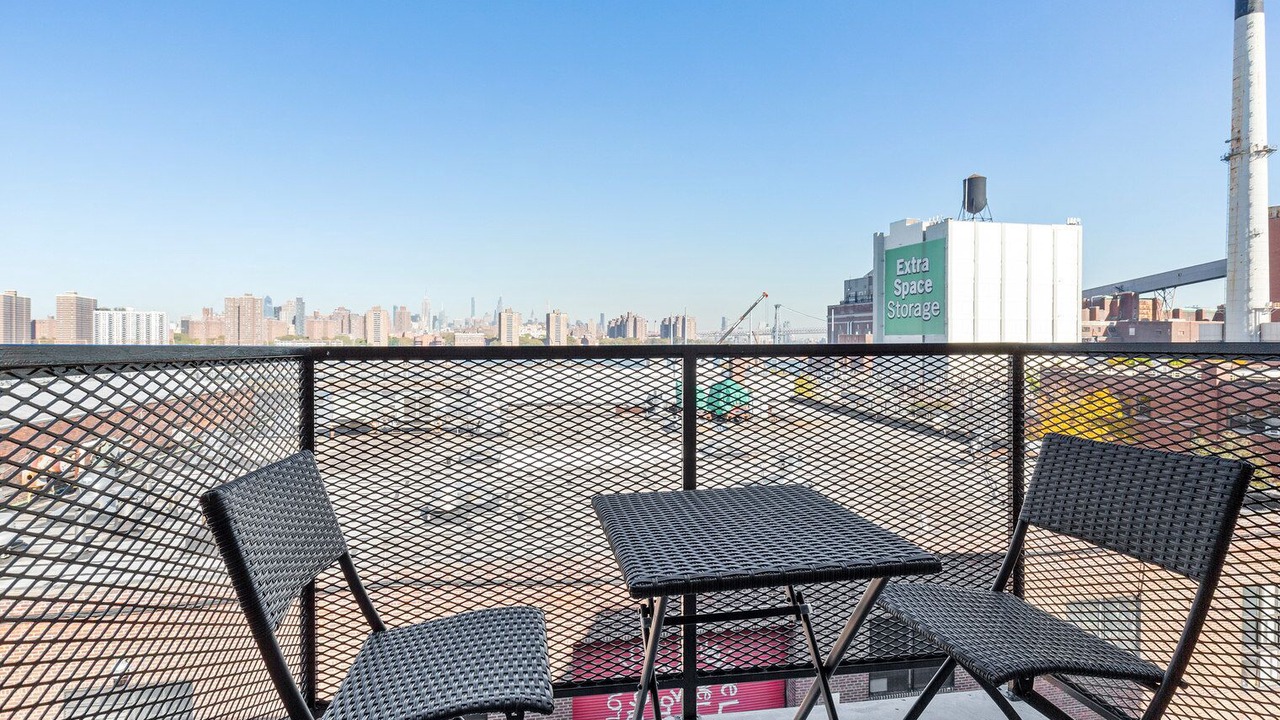 Photo of Outdoor in Vinegar Hill
