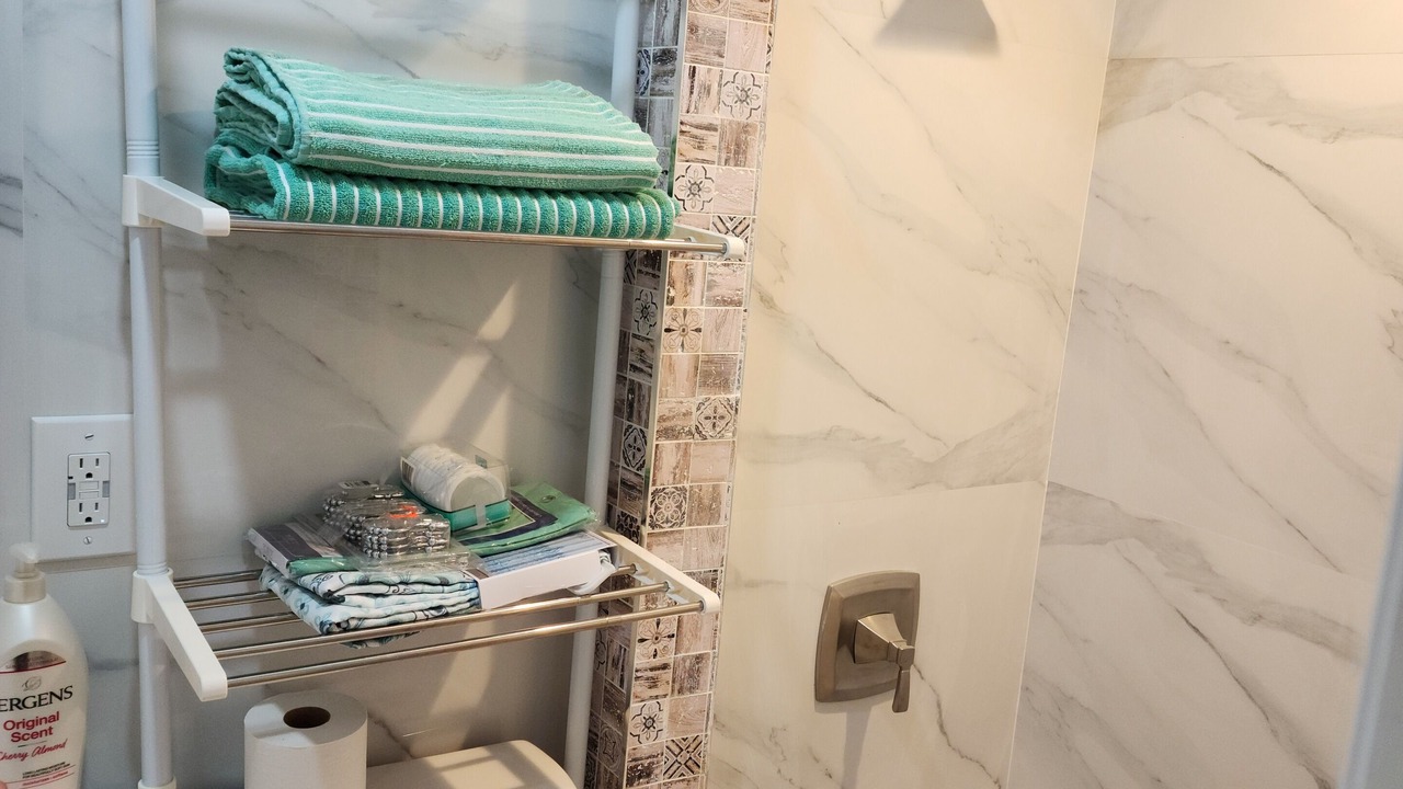 Photo of Bathroom in Flatlands