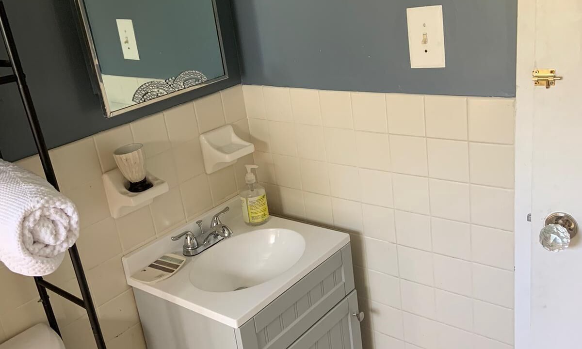 Photo of Bathroom in East New York