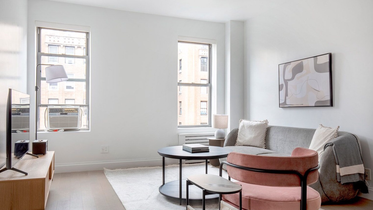 Photo of Livingroom in Bloomingdale