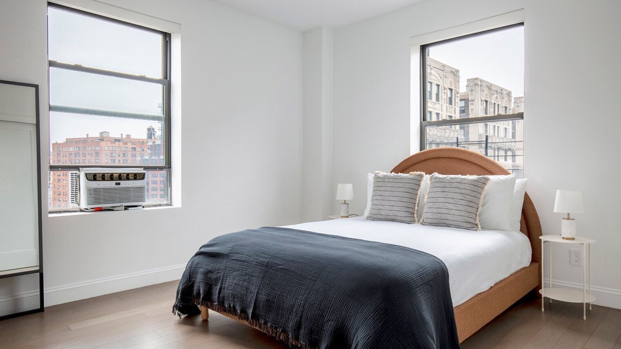 Photo of Bedroom in Bloomingdale
