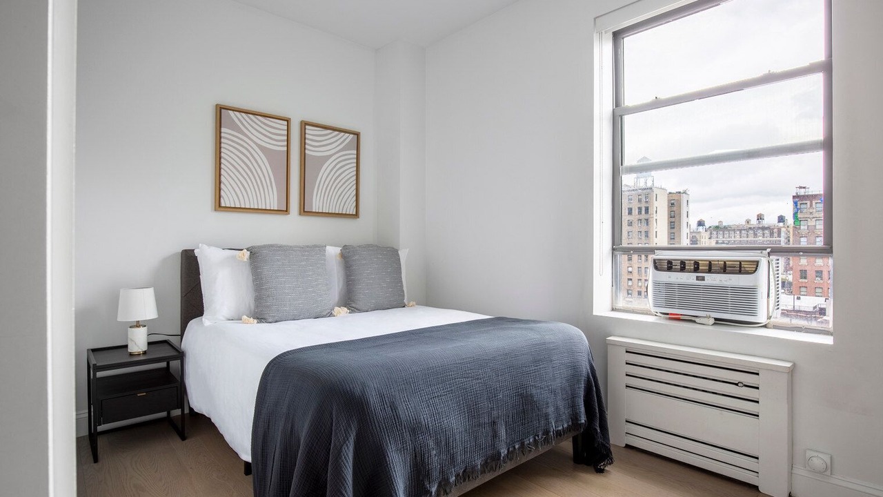Photo of Bedroom in Bloomingdale