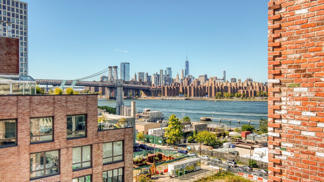 Photo of Others in Williamsburg