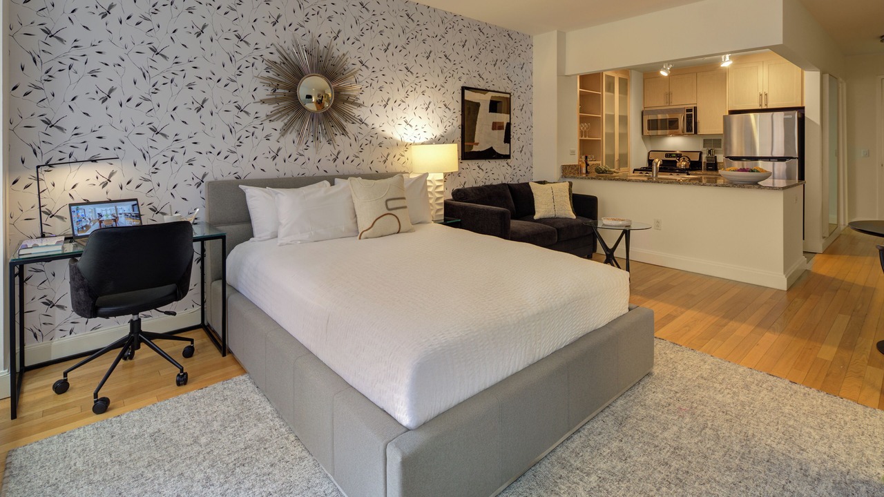 Photo of Bedroom in Financial District
