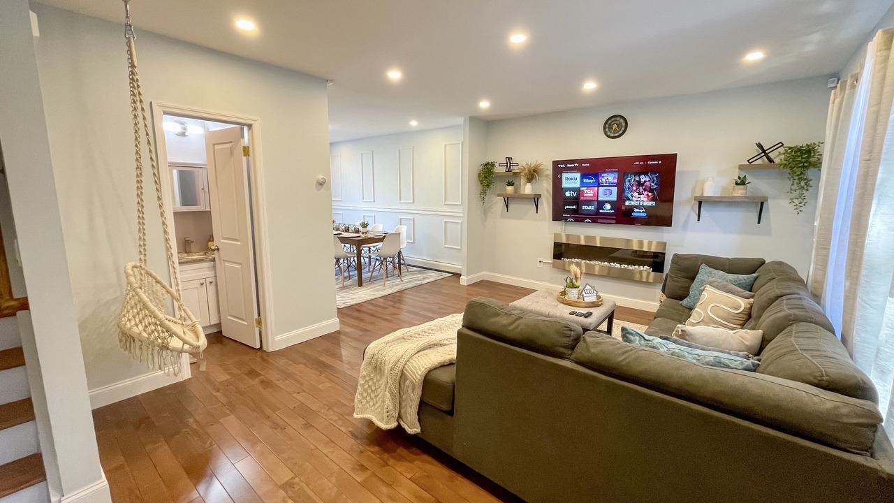 Photo of Livingroom in Queens