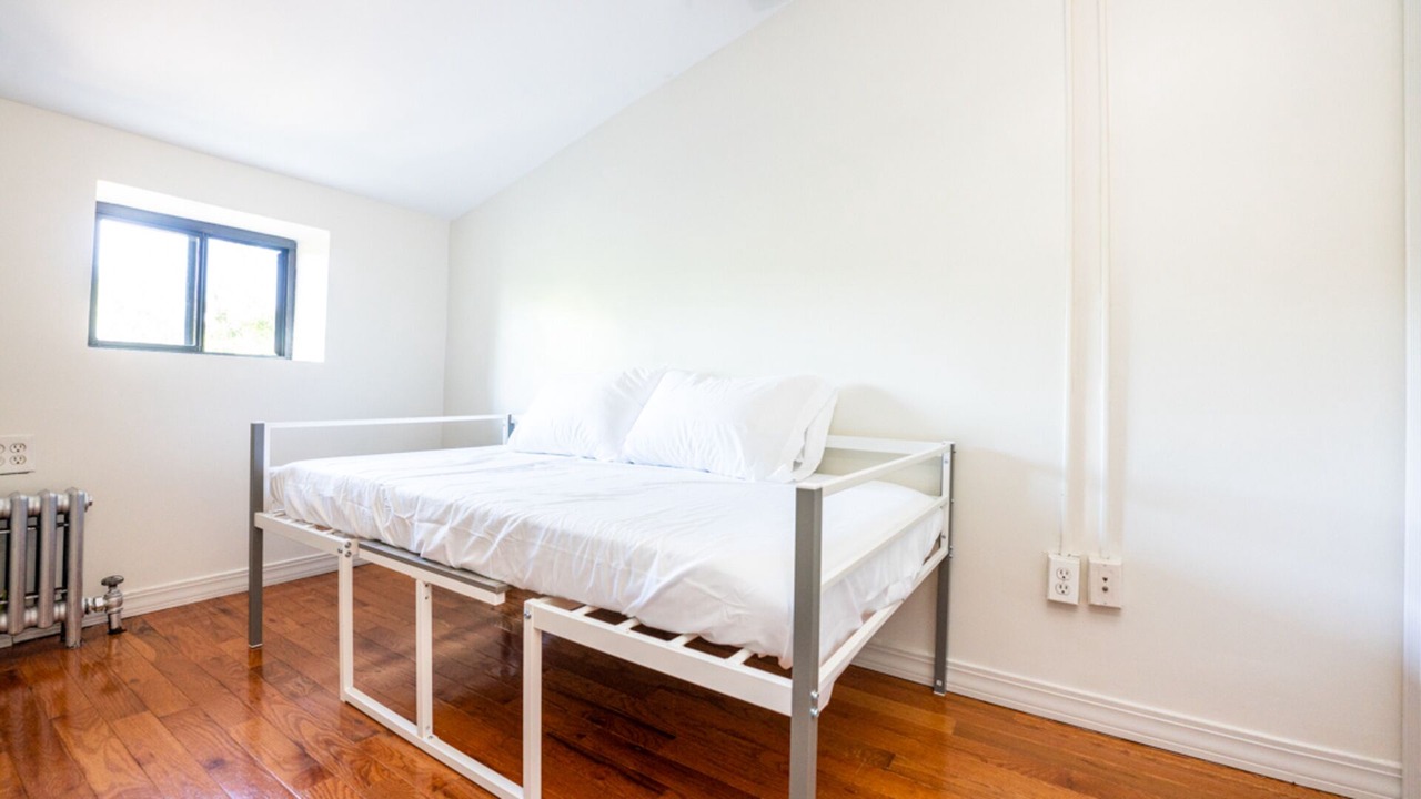 Photo of Bedroom in Bedford-Stuyvesant