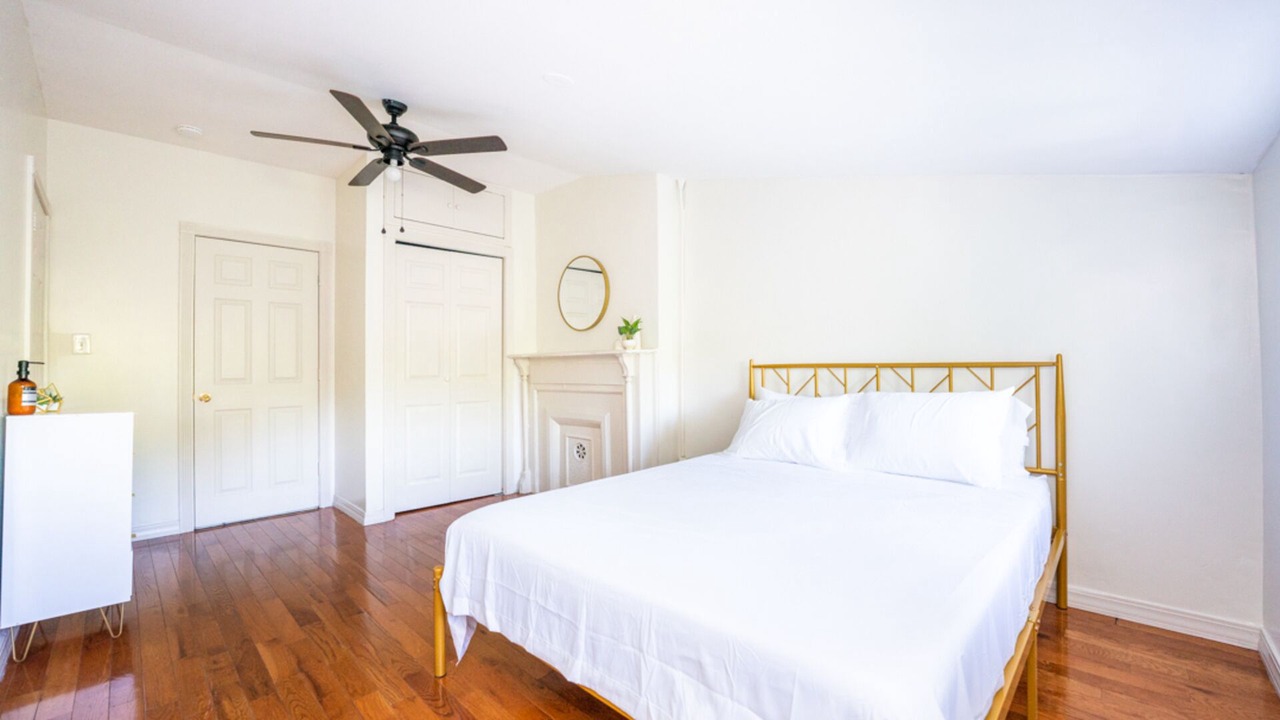 Photo of Bedroom in Bedford-Stuyvesant