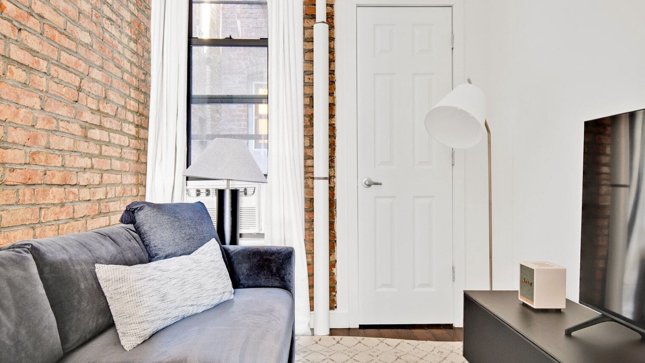 Photo of Livingroom in Chinatown