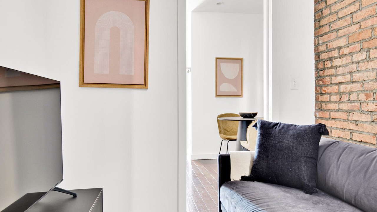 Photo of Livingroom in Chinatown
