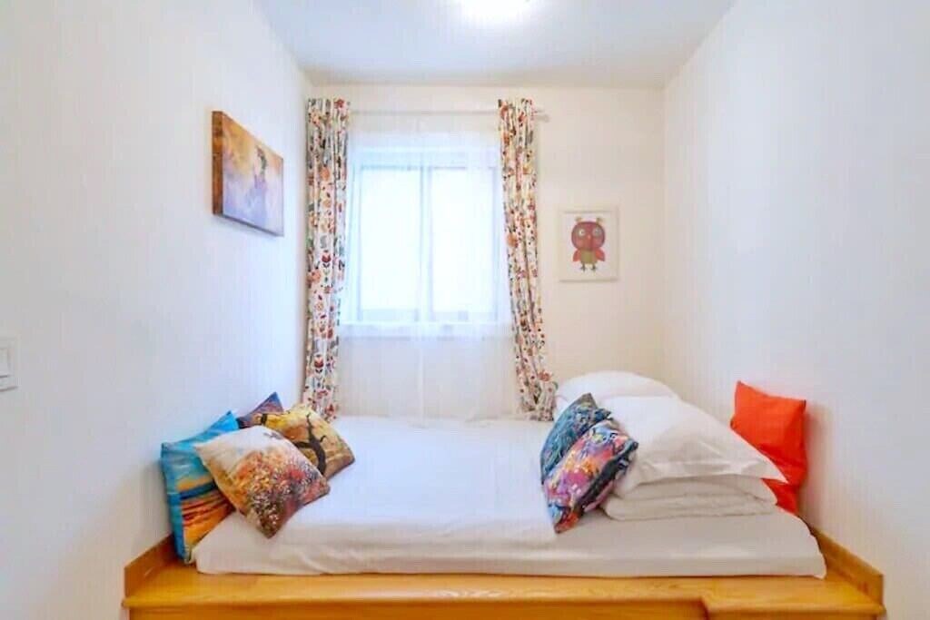 Photo of Bedroom in East Flushing