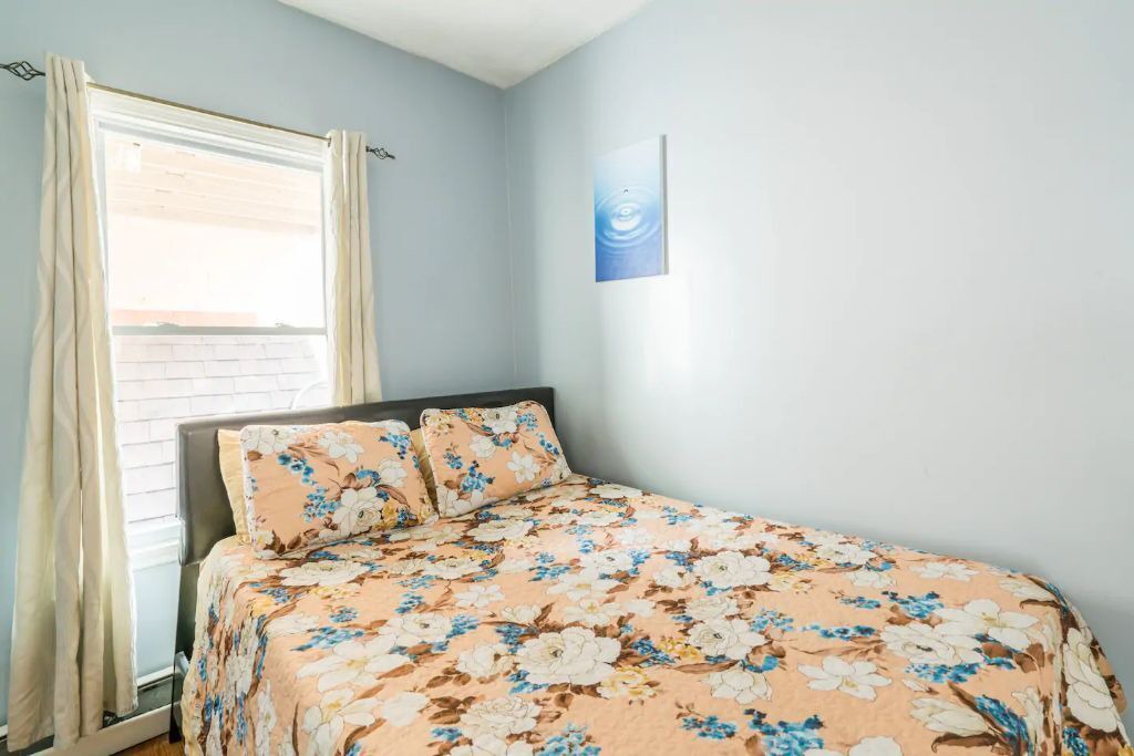 Photo of Bedroom in East Flatbush
