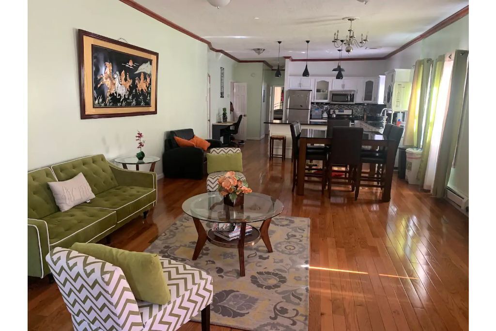 Photo of Livingroom in East Flatbush