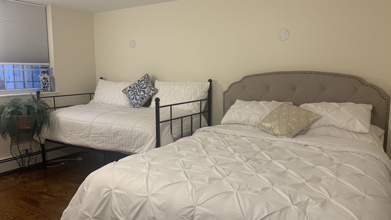 Photo of Bedroom in Marine Park