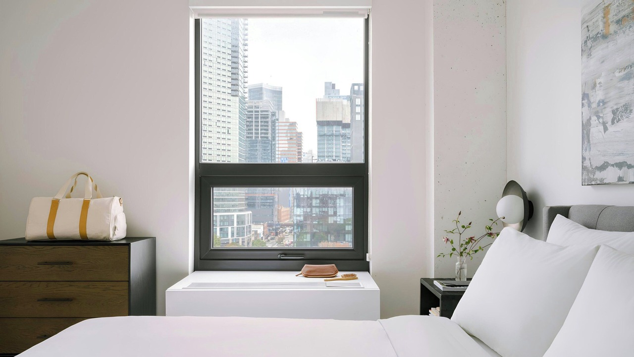 Photo of Bedroom in Hunters Point