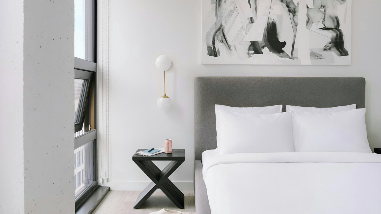 Photo of Bedroom in Hunters Point