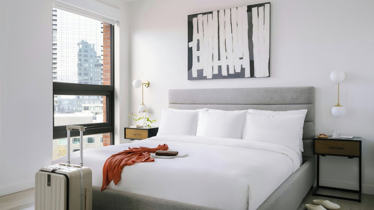 Photo of Bedroom in Hunters Point