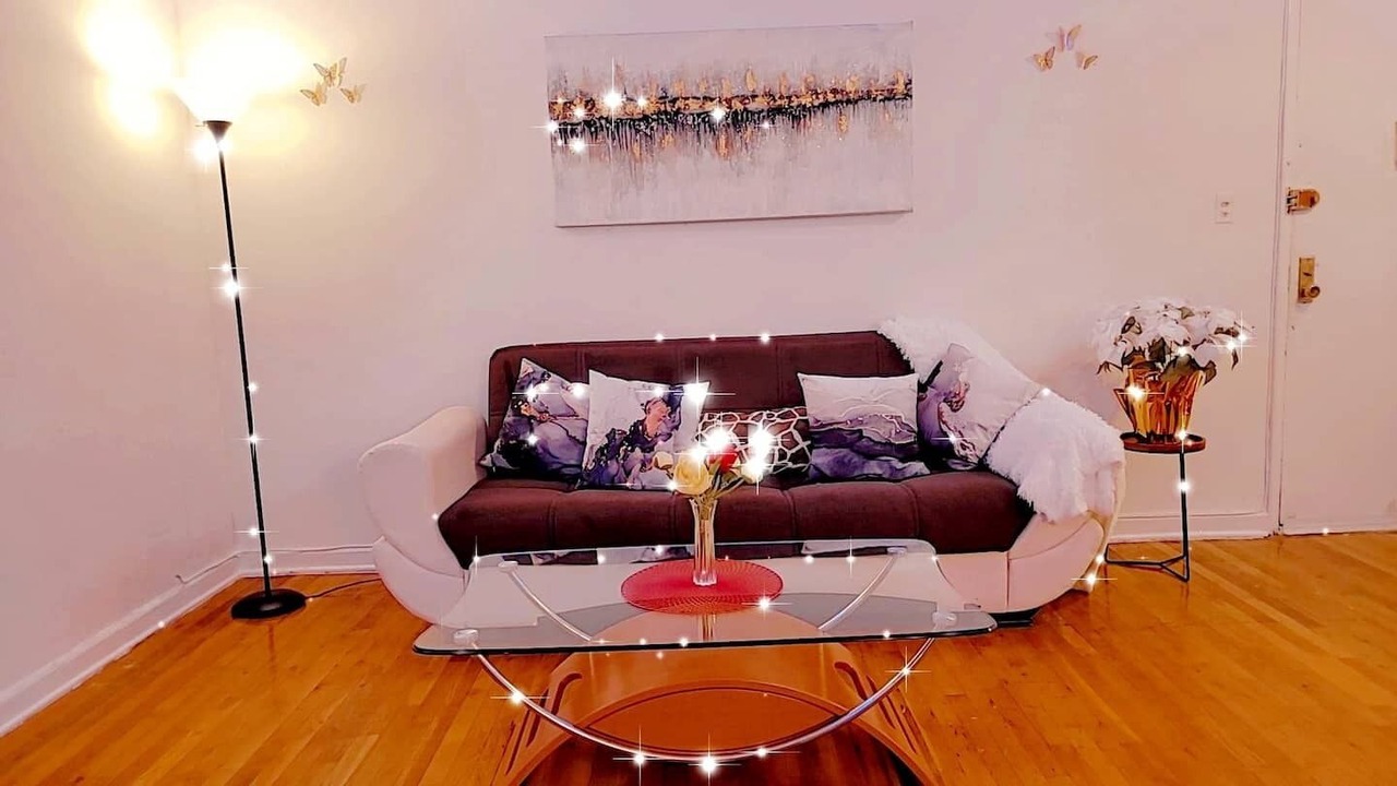Photo of Livingroom in Sheepshead Bay
