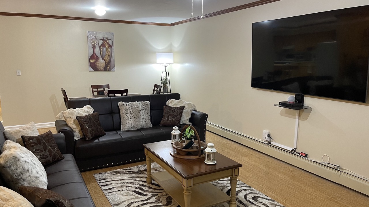 Photo of Livingroom in Queens