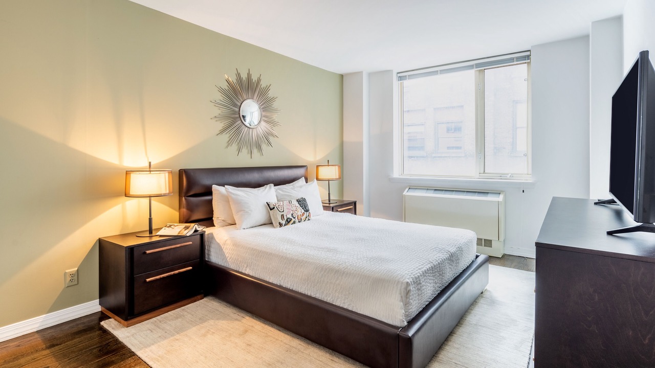 Photo of Bedroom in Central Park South