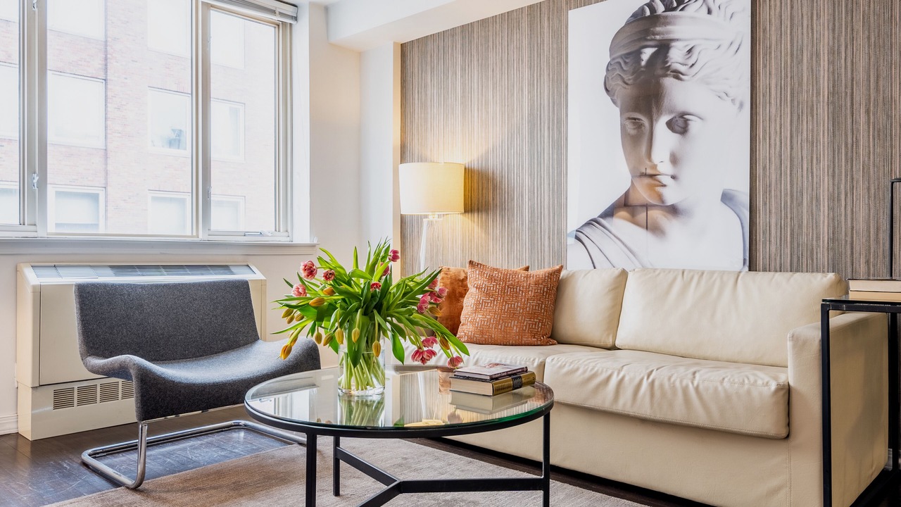 Photo of Livingroom in Central Park South