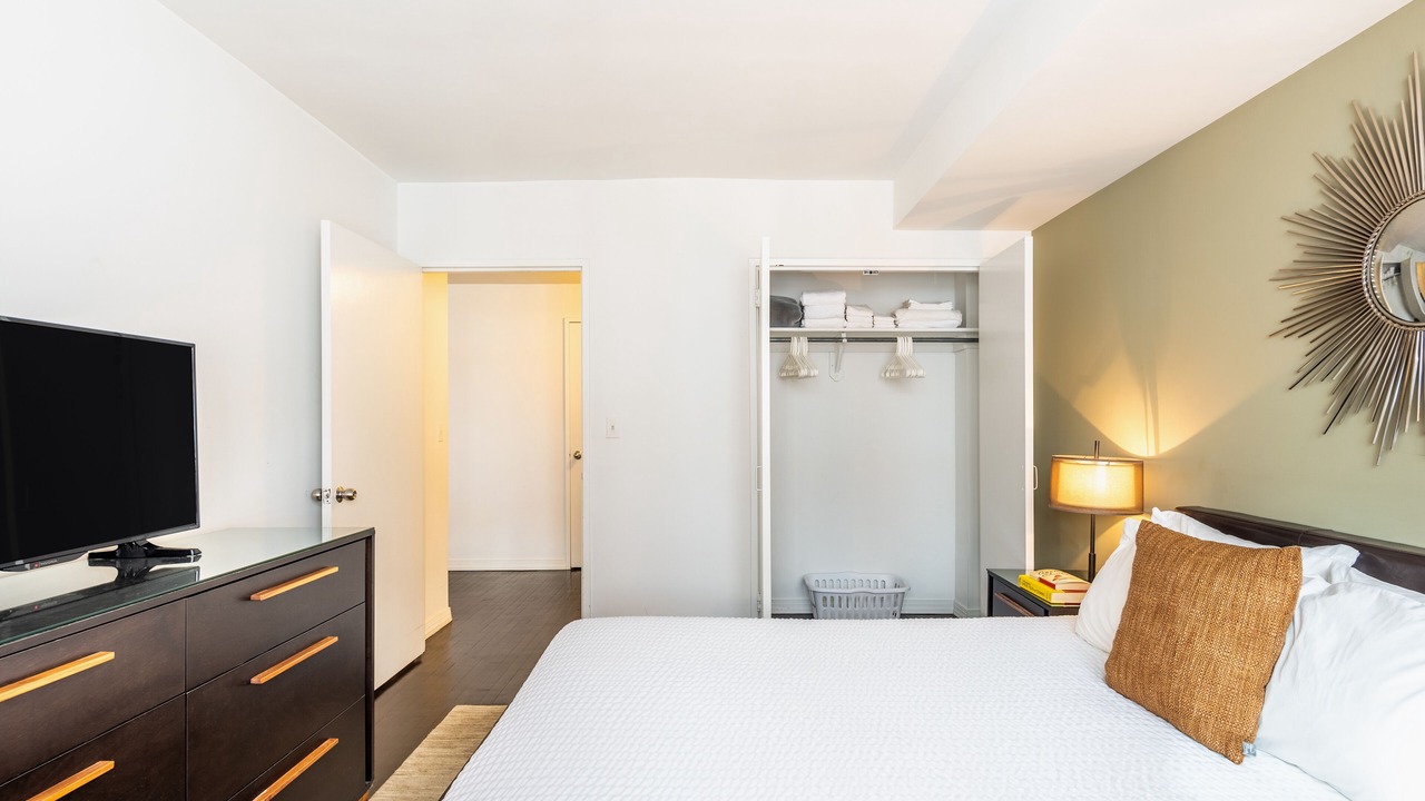 Photo of Bedroom in Central Park South