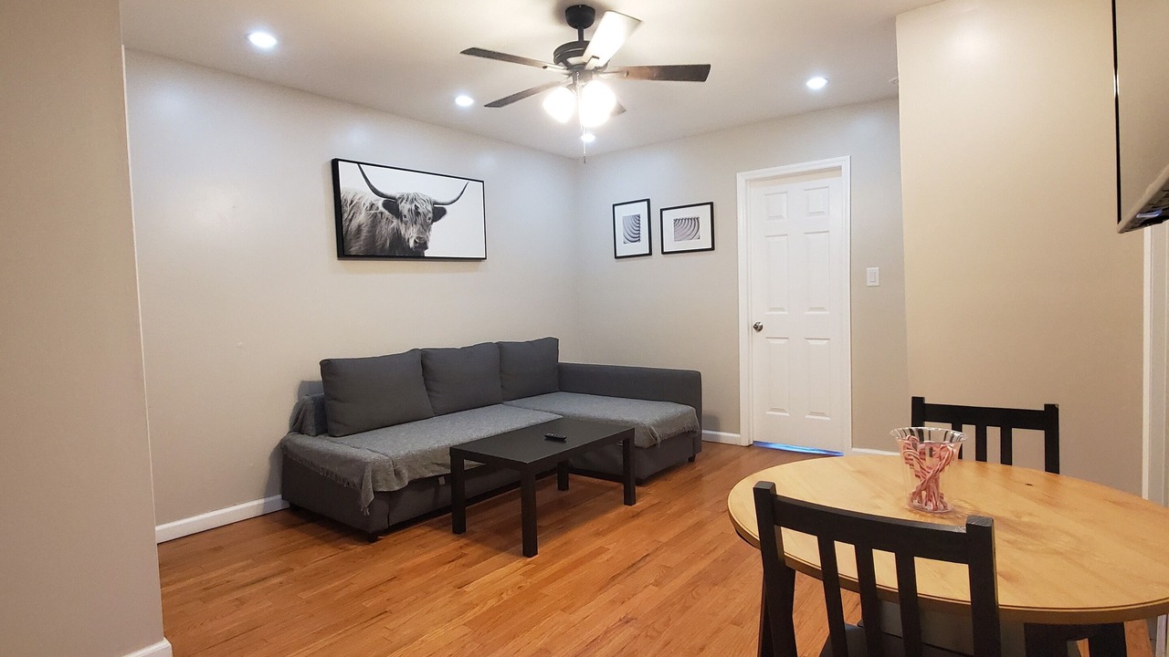 Photo of Livingroom in East New York