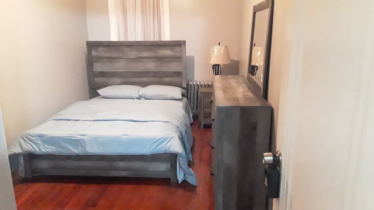 Photo of Bedroom in Pelham Gardens