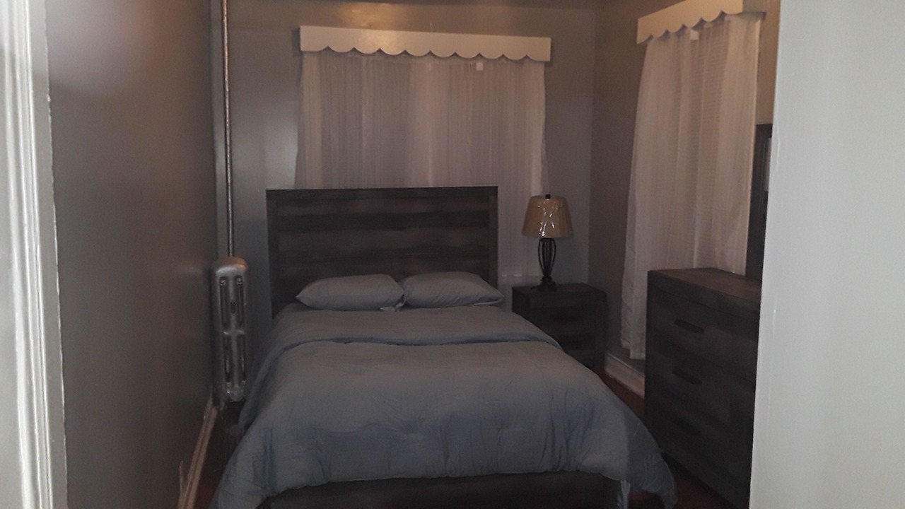 Photo of Bedroom in Pelham Gardens