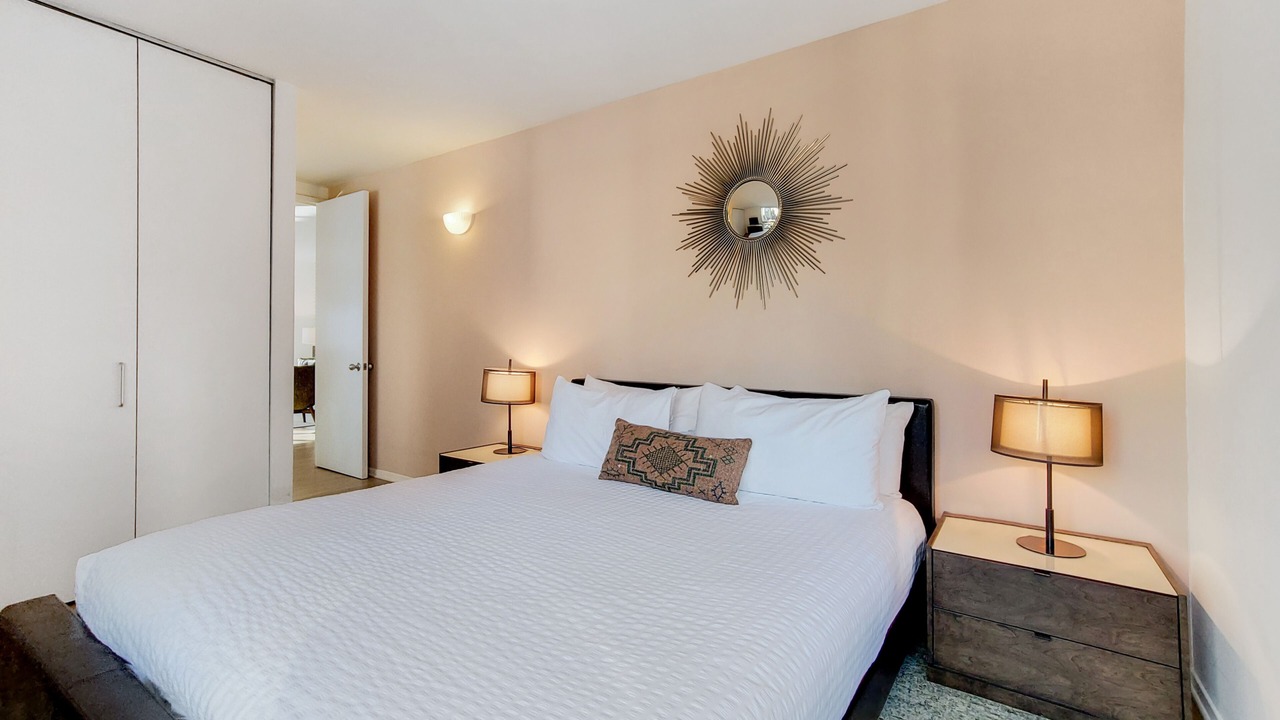 Photo of Bedroom in Midtown South