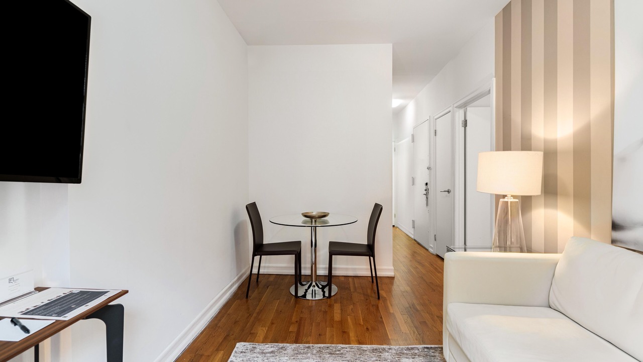 Photo of Livingroom in Upper East Side