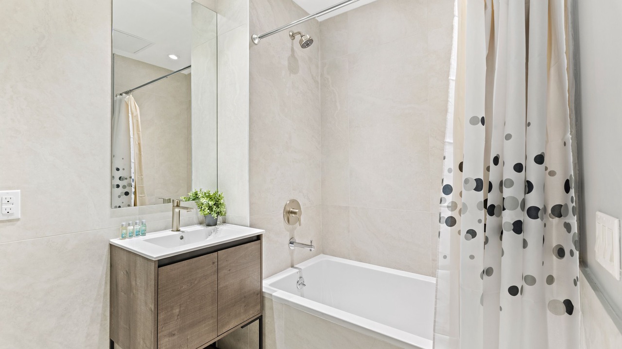 Photo of Bathroom in Port Morris