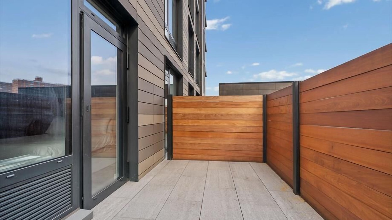 Photo of Patio Balcony in Mott Haven